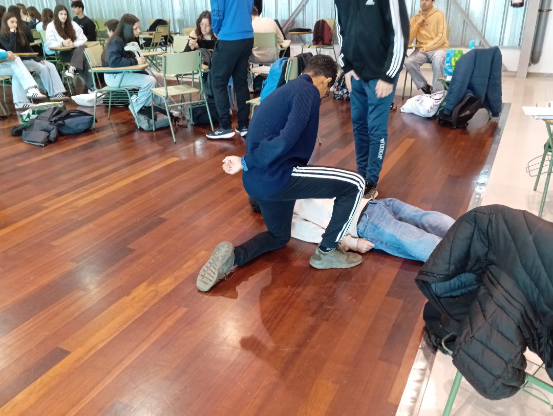 Taller 1rs auxilis - 4t C,D, E