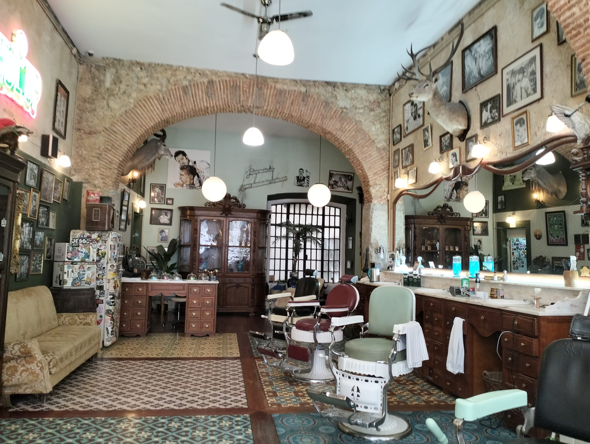 Barber Figaro's
